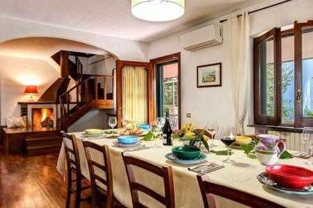 Gocce Villas - Villa De Flores Country Style Villa With Pool Massa Lubrense Extérieur photo